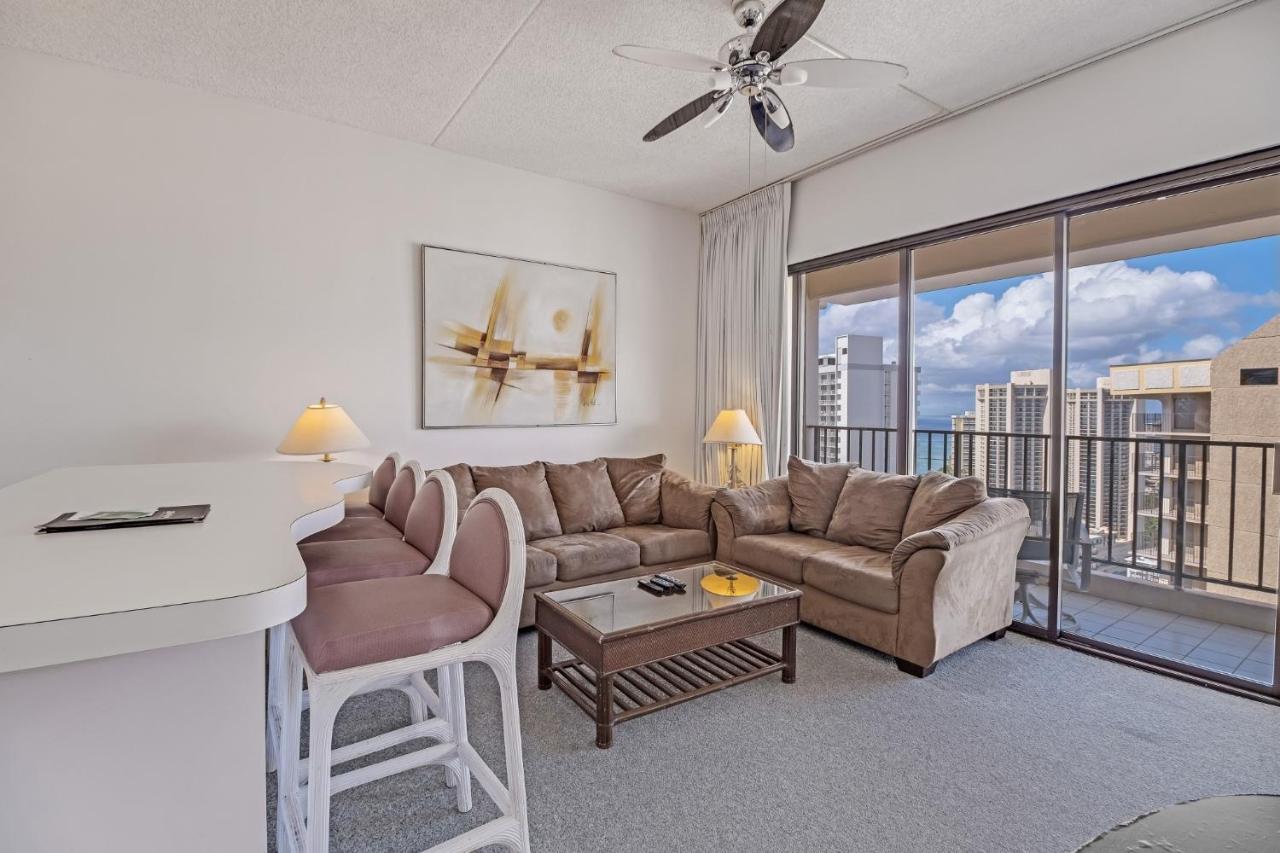Sea View Condos At The Waikiki Banyan - Free Parking! 호놀룰루 외부 사진