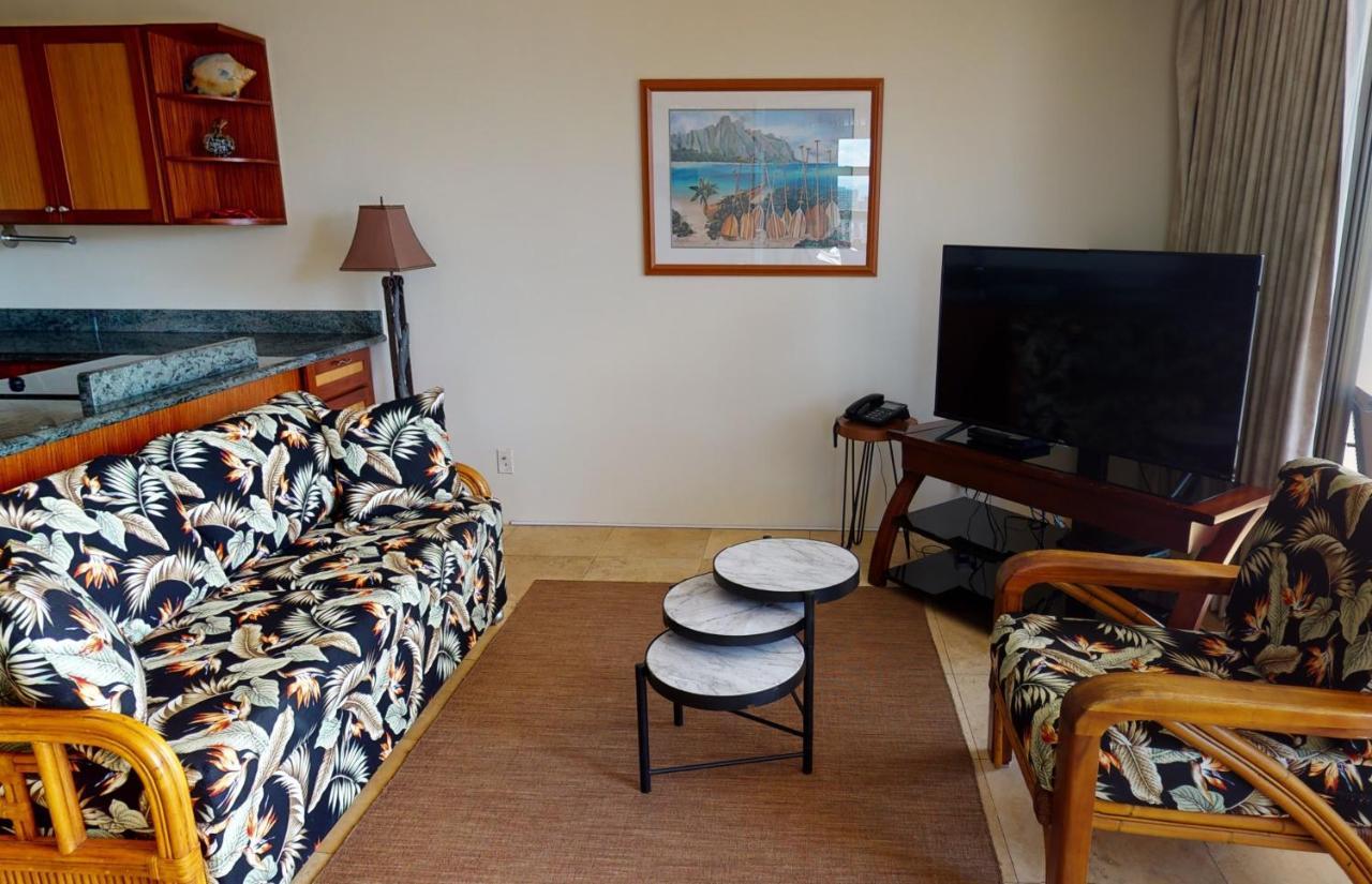 Sea View Condos At The Waikiki Banyan - Free Parking! 호놀룰루 외부 사진