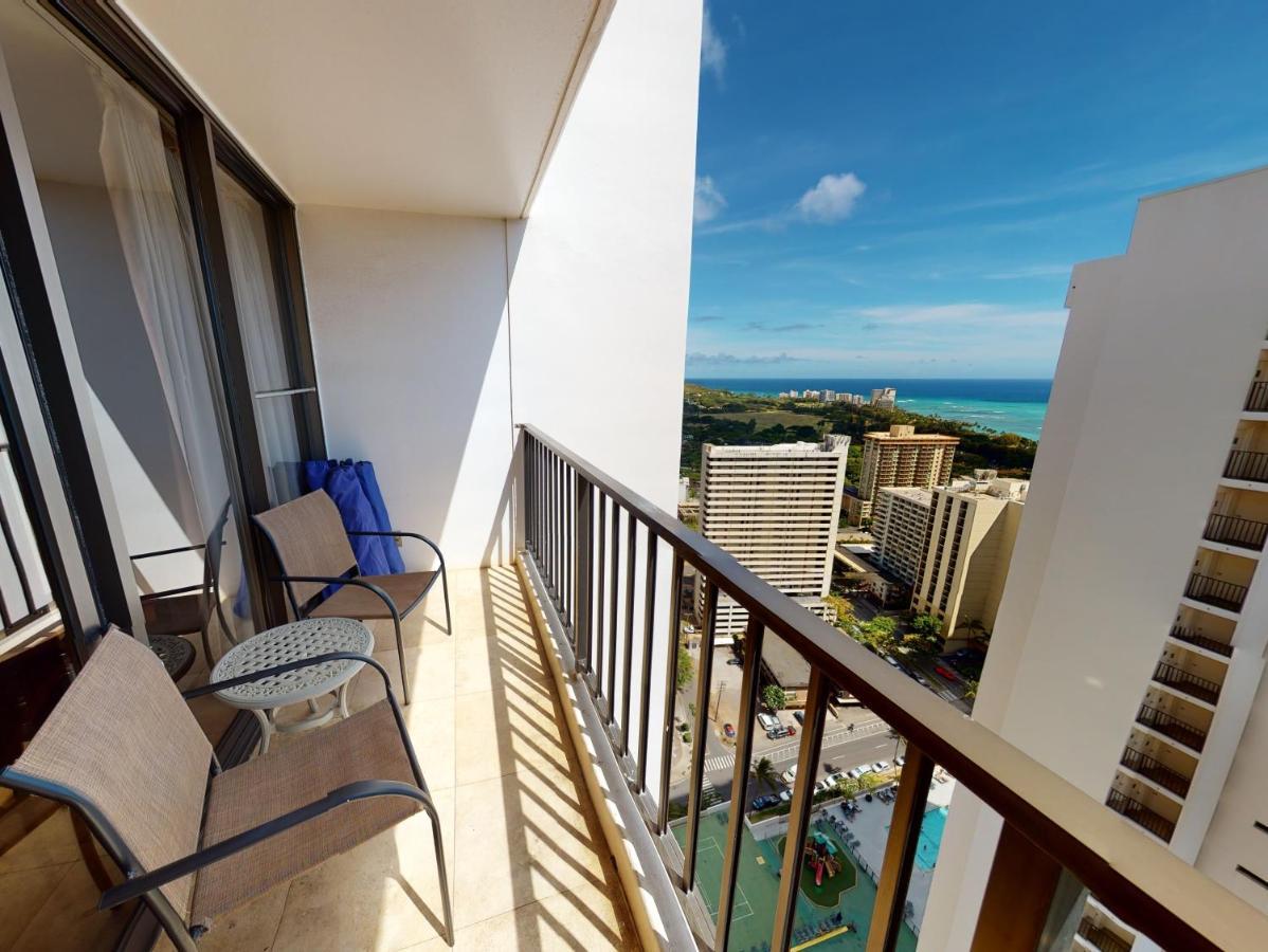 Sea View Condos At The Waikiki Banyan - Free Parking! 호놀룰루 외부 사진