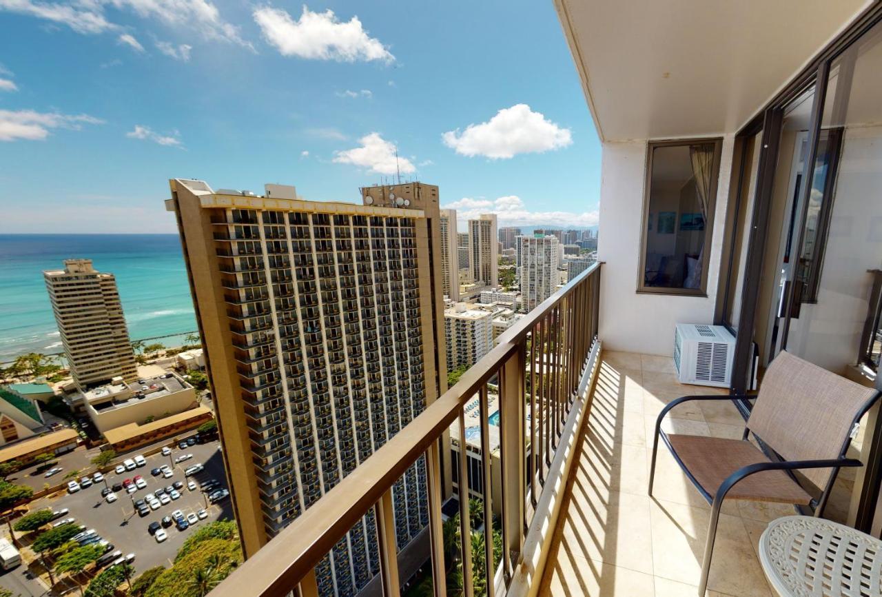 Sea View Condos At The Waikiki Banyan - Free Parking! 호놀룰루 외부 사진