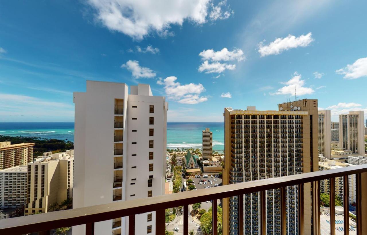 Sea View Condos At The Waikiki Banyan - Free Parking! 호놀룰루 외부 사진