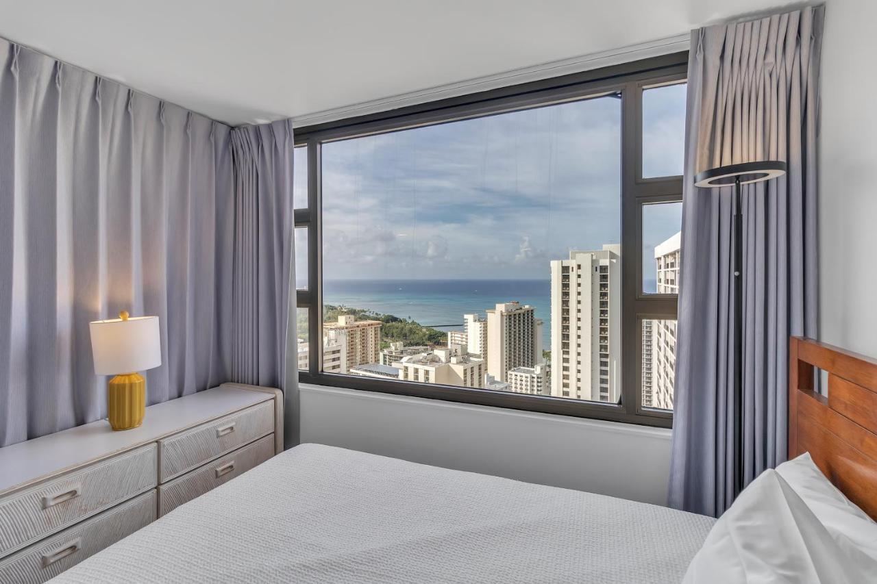 Sea View Condos At The Waikiki Banyan - Free Parking! 호놀룰루 외부 사진